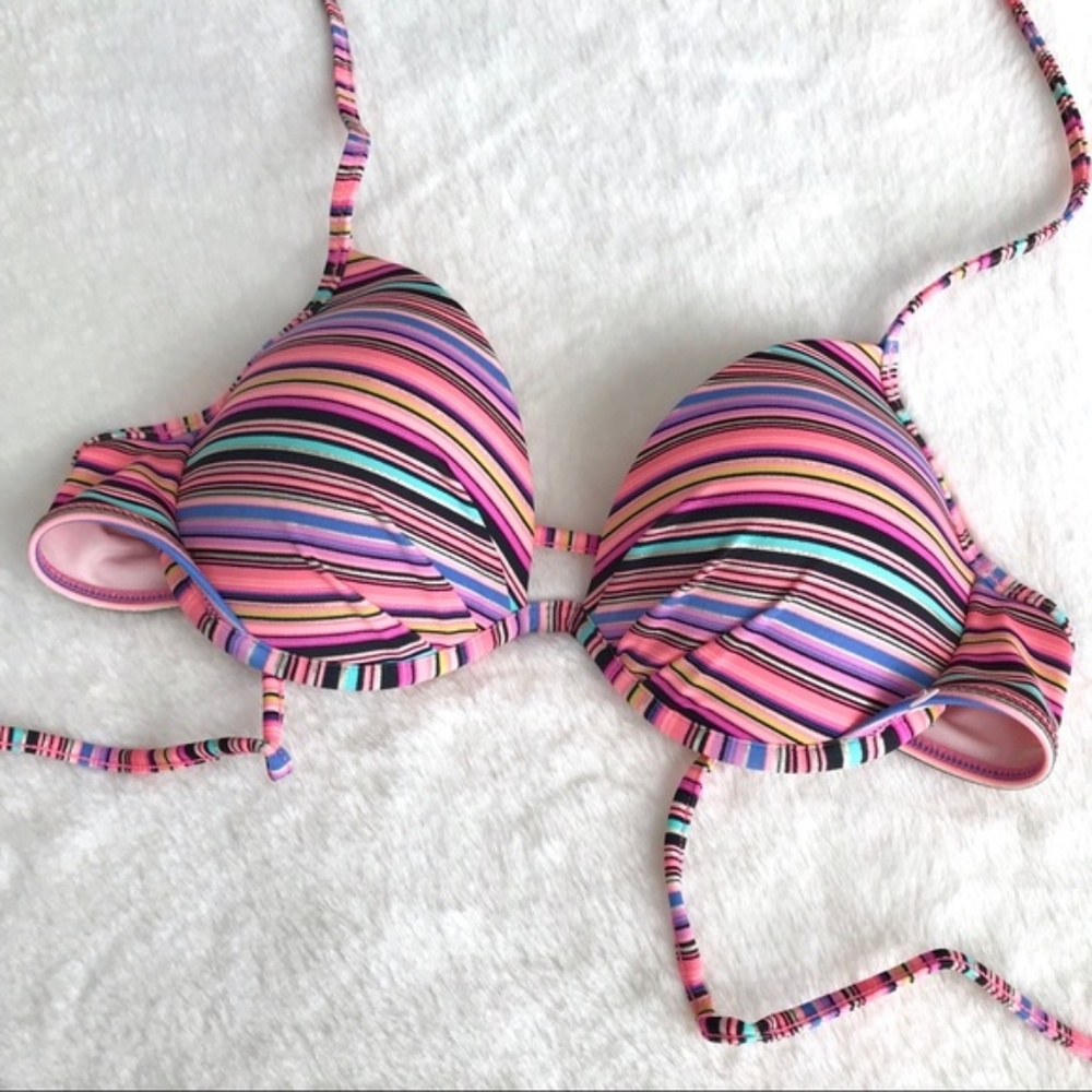 💎 2/$12 NWOT VS Bikini Top! 💎